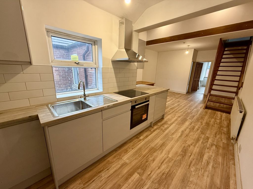 Property photo 1 of 7 Img_8595