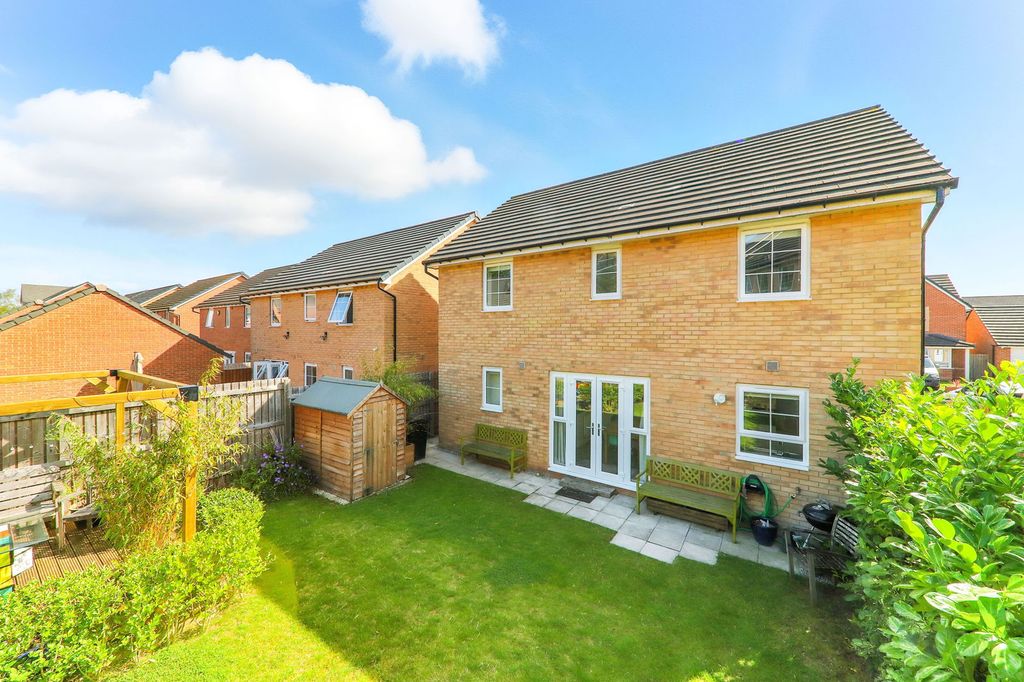 Property photo 1 of 25