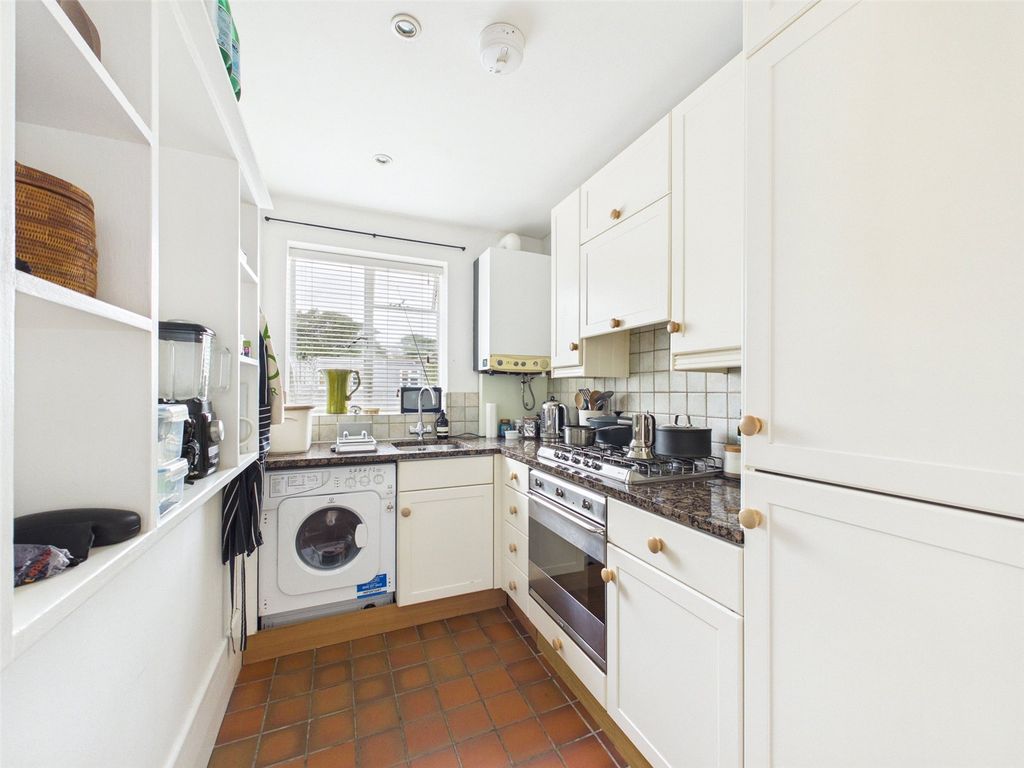 Property photo 3 of 5 Picture No. 13