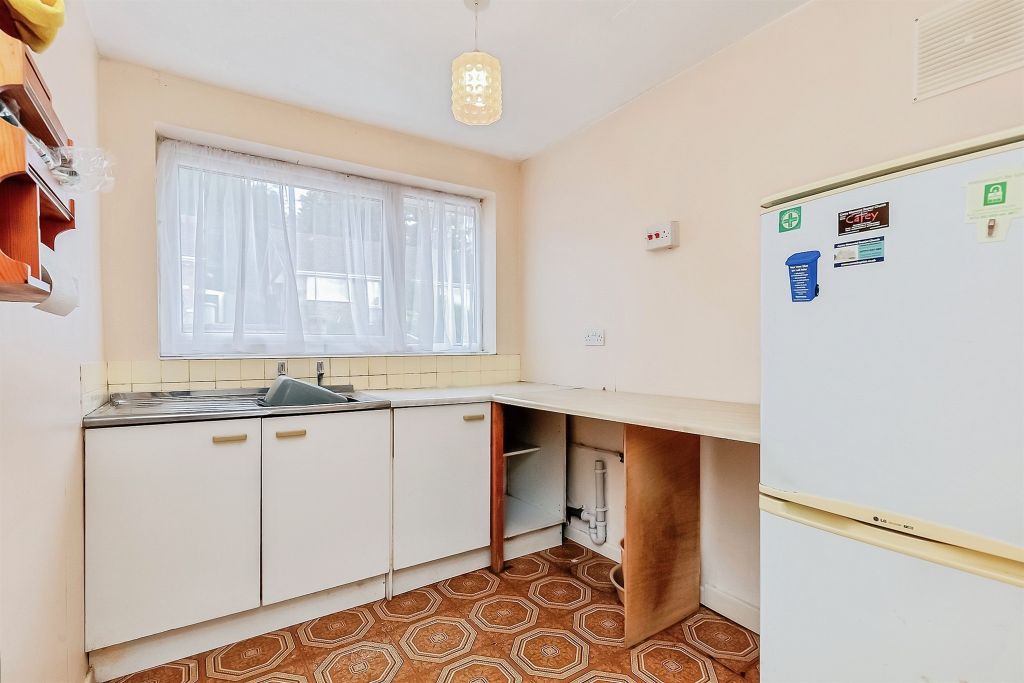 Property photo 3 of 11