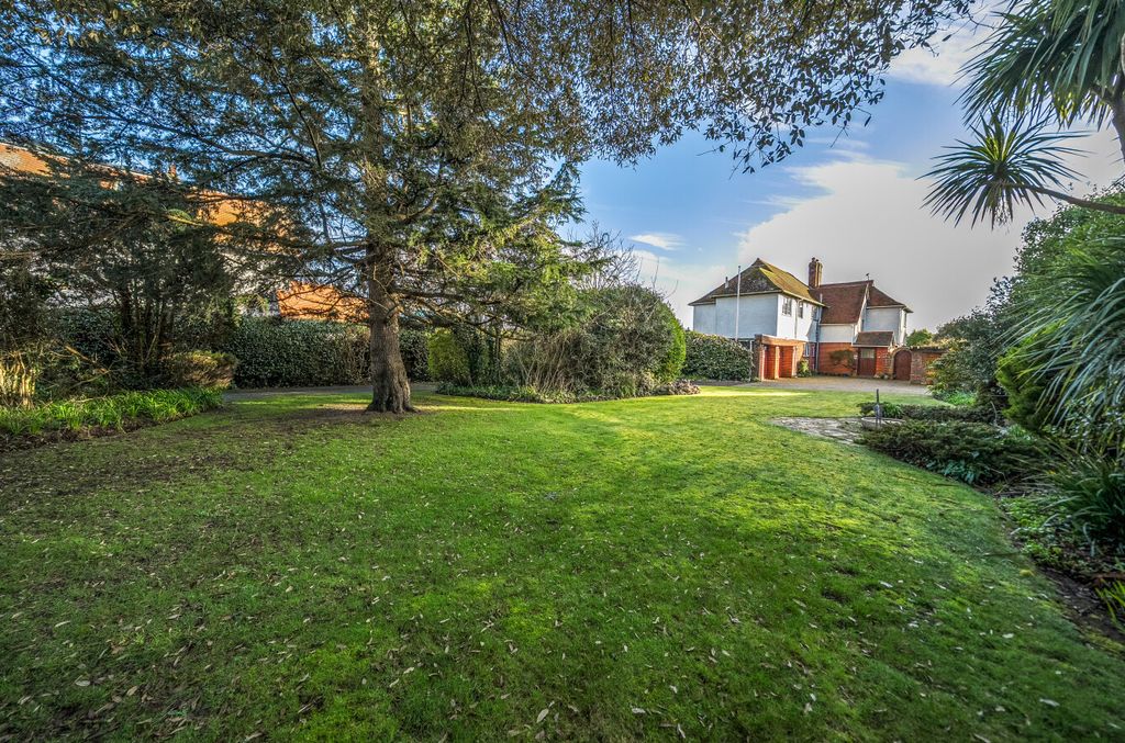 Property photo 1 of 16 1422095-16-69A1F6...