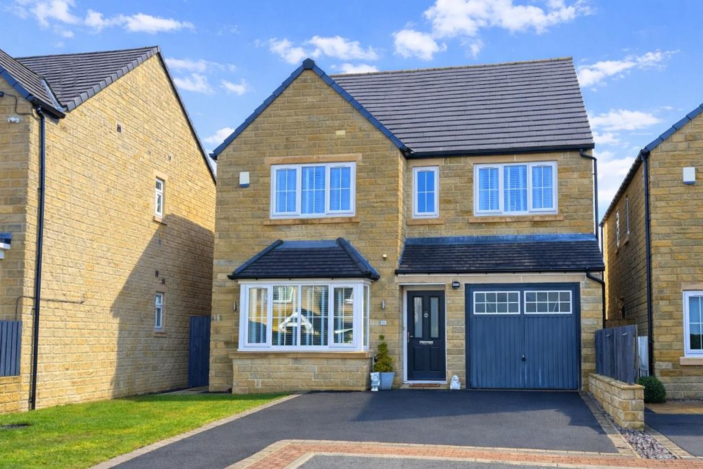 Property photo 1 of 23 Front.Png