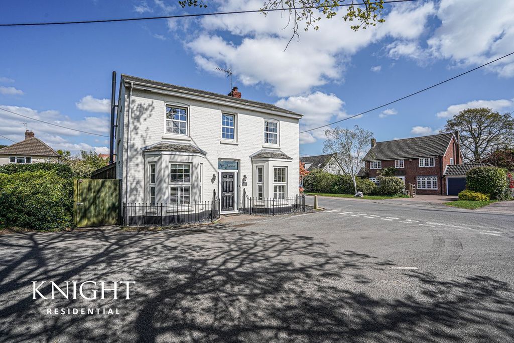 Property photo 1 of 37