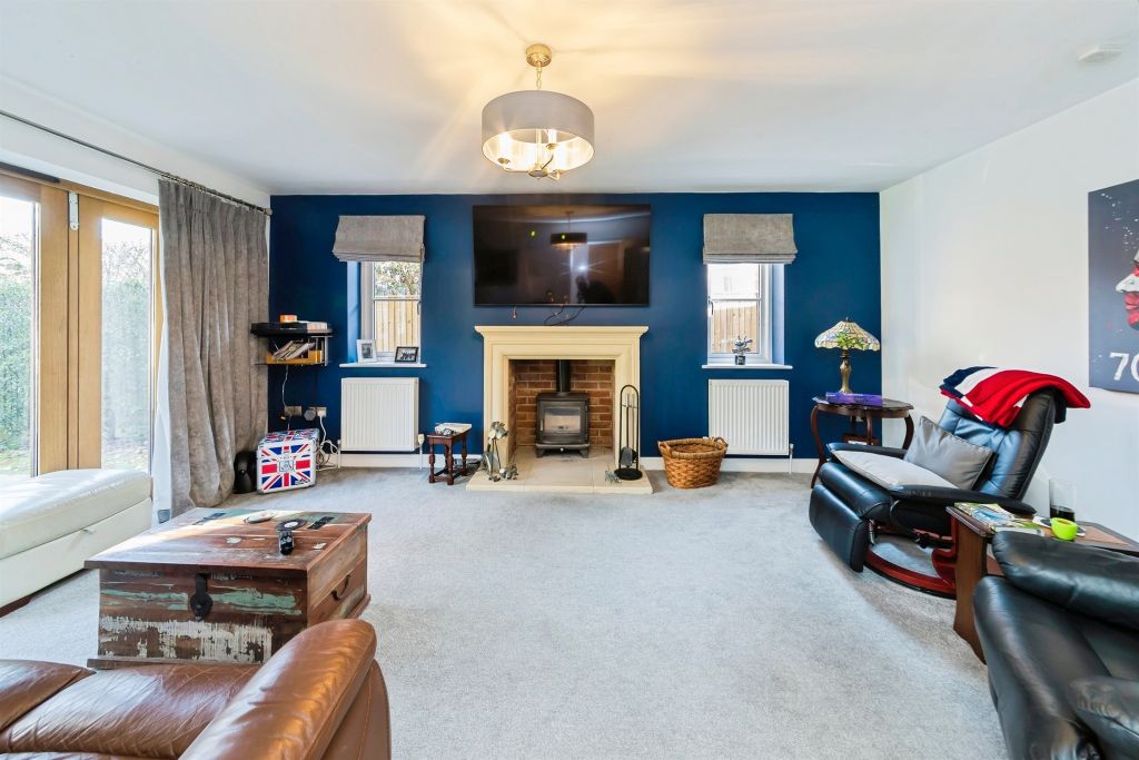 Property photo 3 of 19