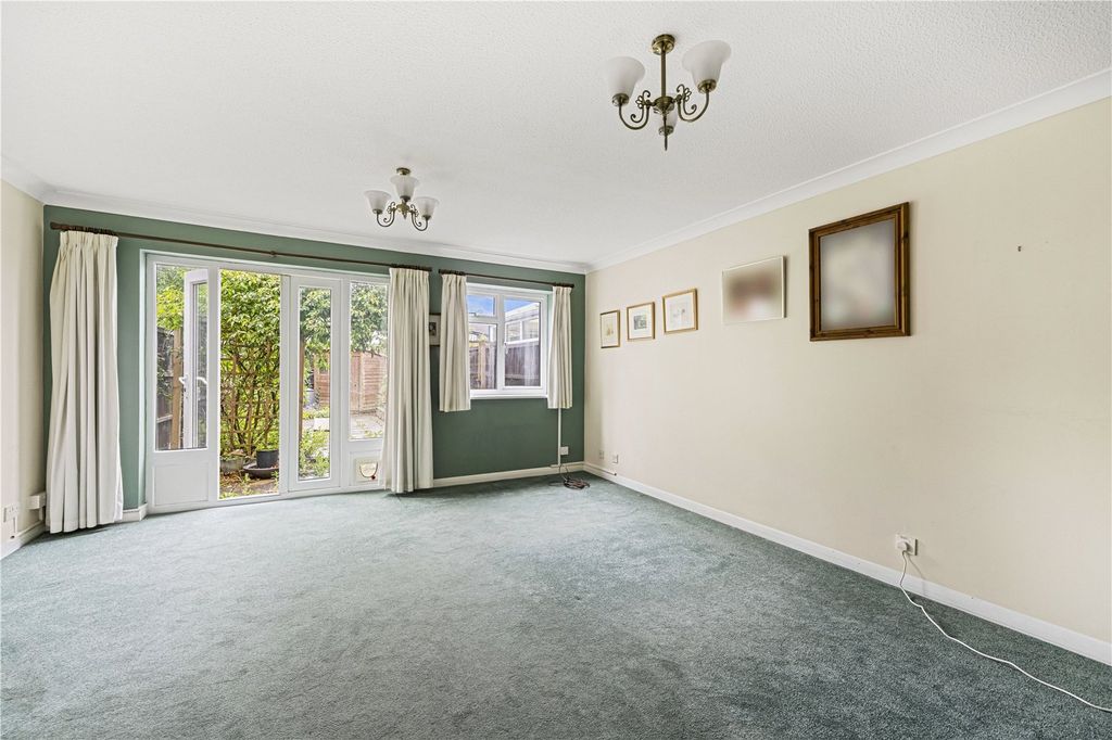 Property photo 2 of 11 Picture No. 26