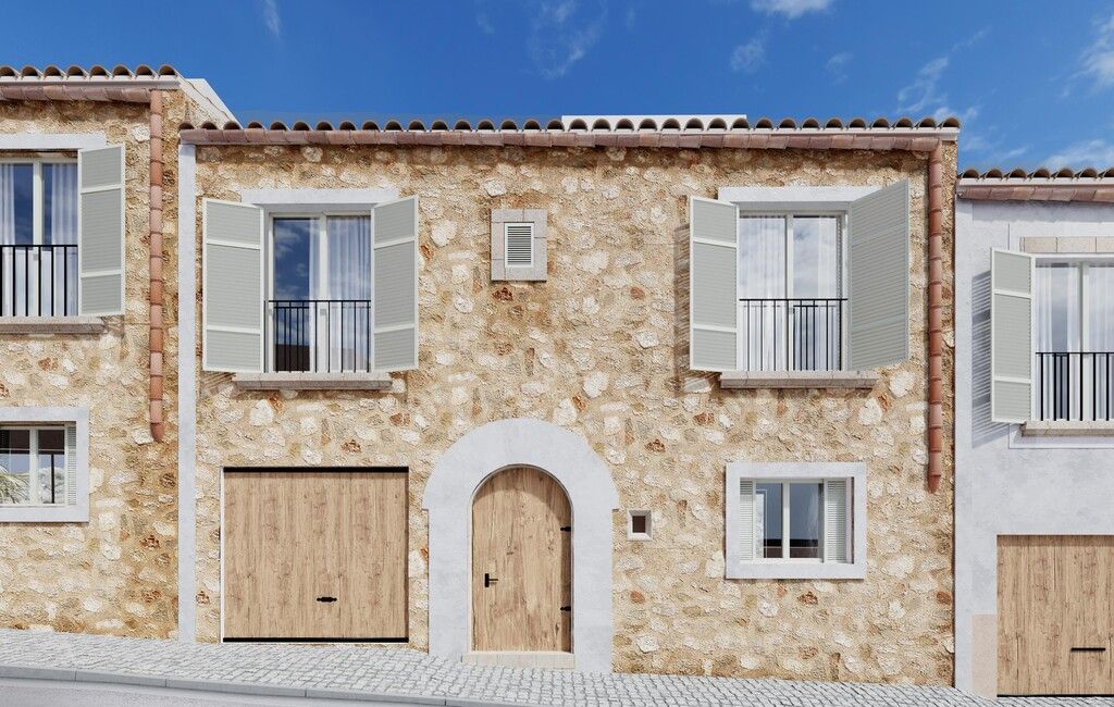 Property photo 1 of 12 Facade (5)