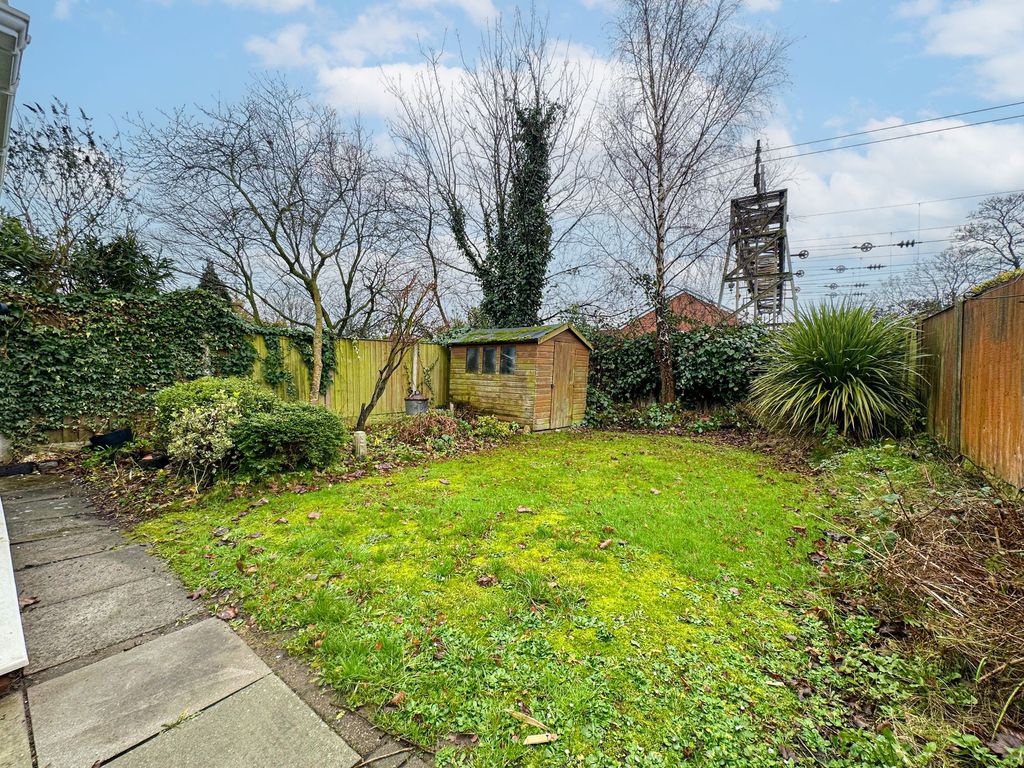 Property photo 3 of 18