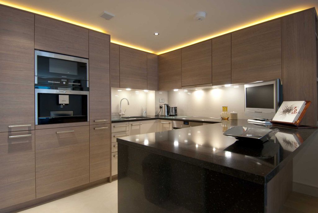 Property photo 2 of 17 Kitchen