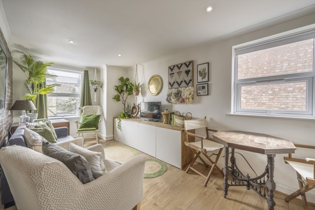 Property photo 2 of 11 Dsc_1324Hdr-Edit