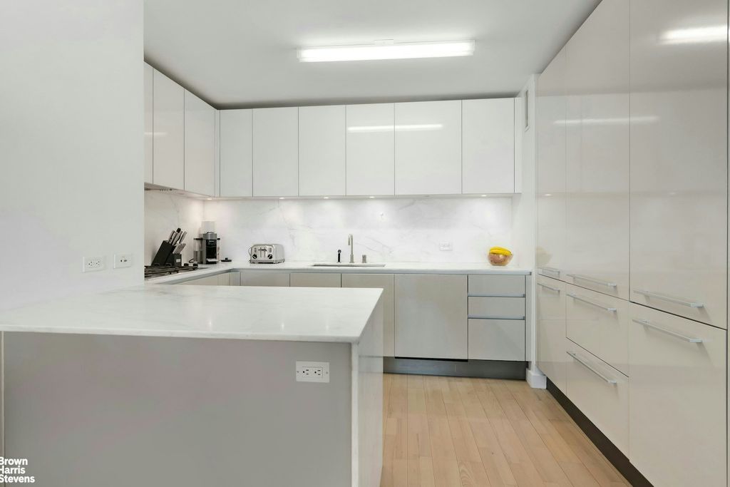 Property photo 3 of 8 <Alttext/>