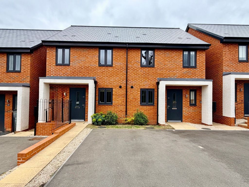 Property photo 1 of 11 Picture No. 15