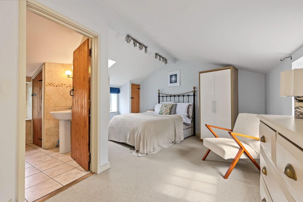 Property photo 2 of 11 Coach House Fep_7.Jpg