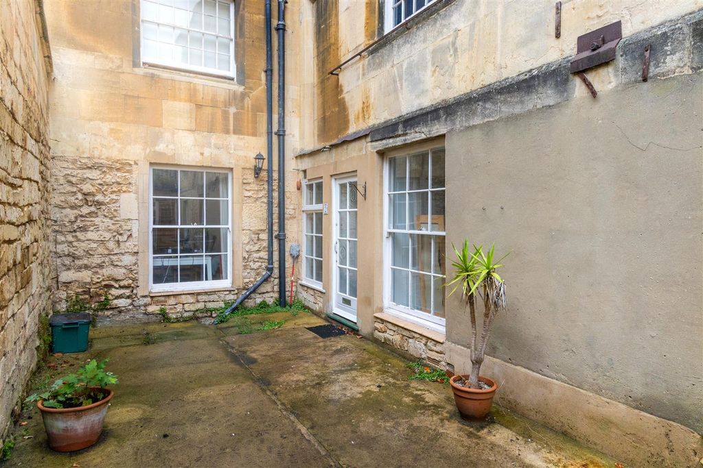 Property photo 2 of 8 Image00006.Jpeg