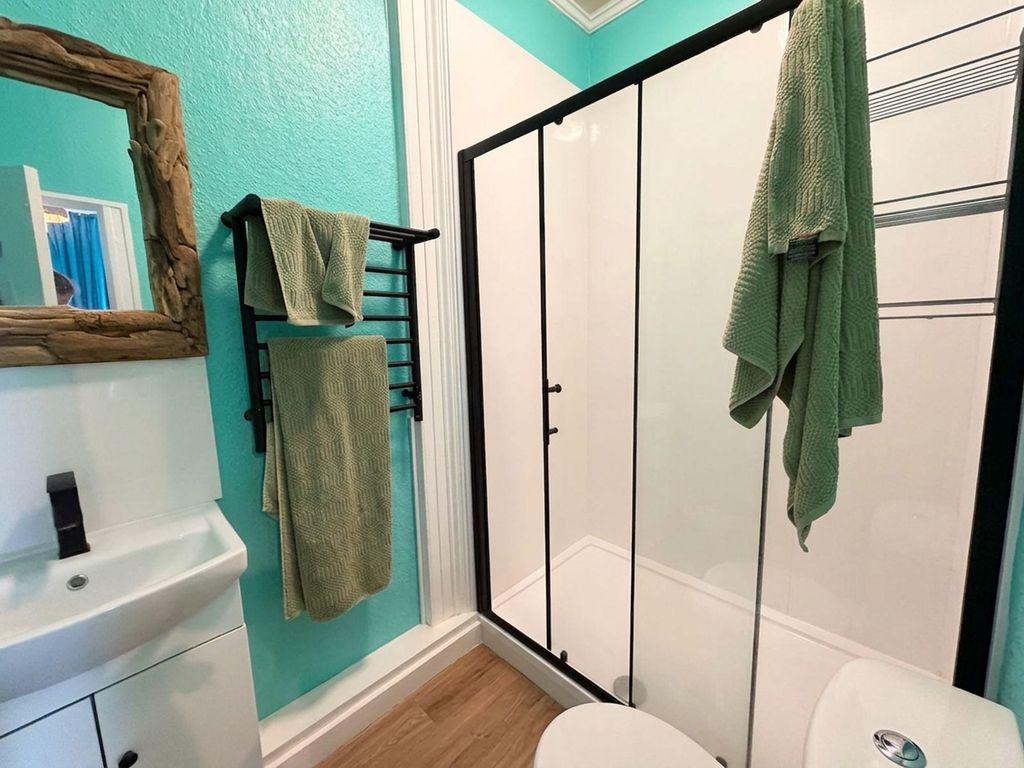 Property photo 3 of 3