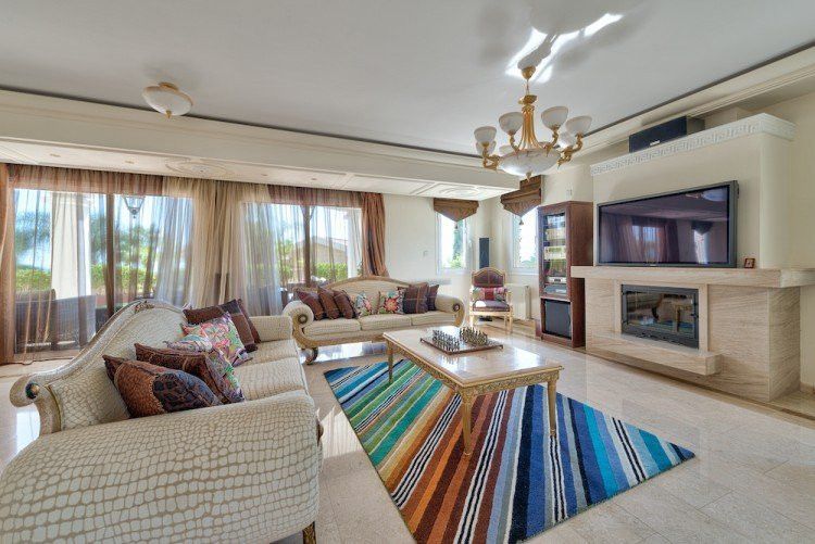 Property photo 3 of 28