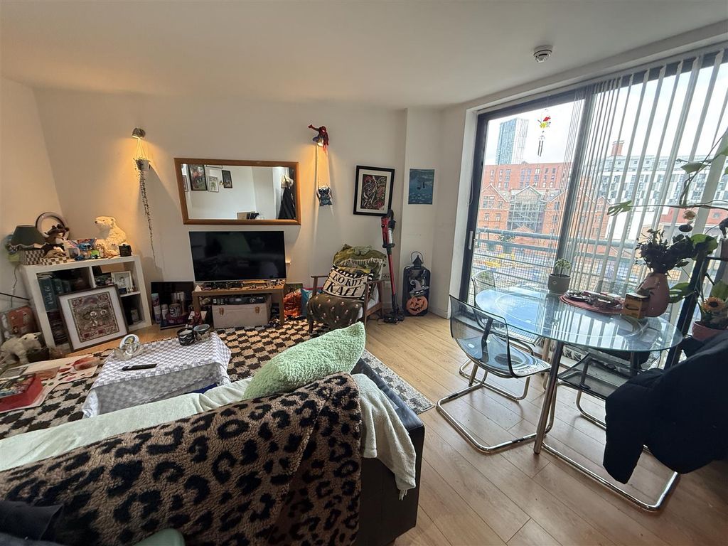 Property photo 3 of 22