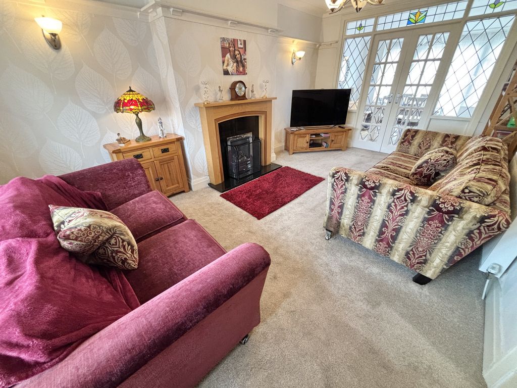 Property photo 3 of 29