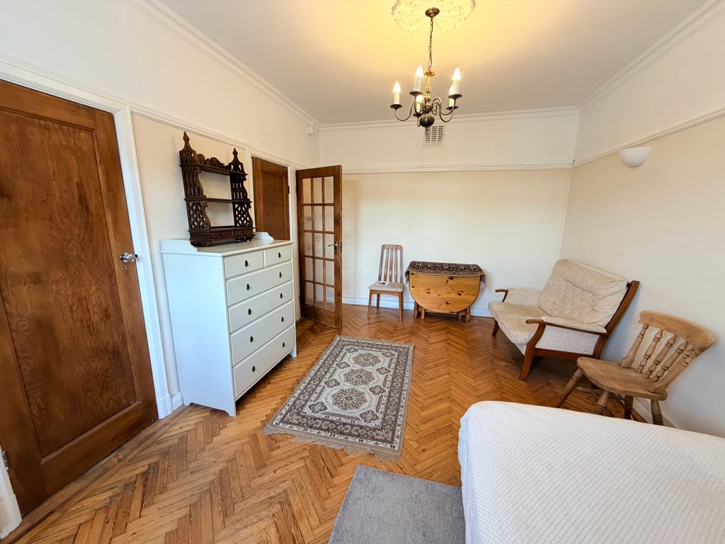 Property photo 2 of 10 Living Room