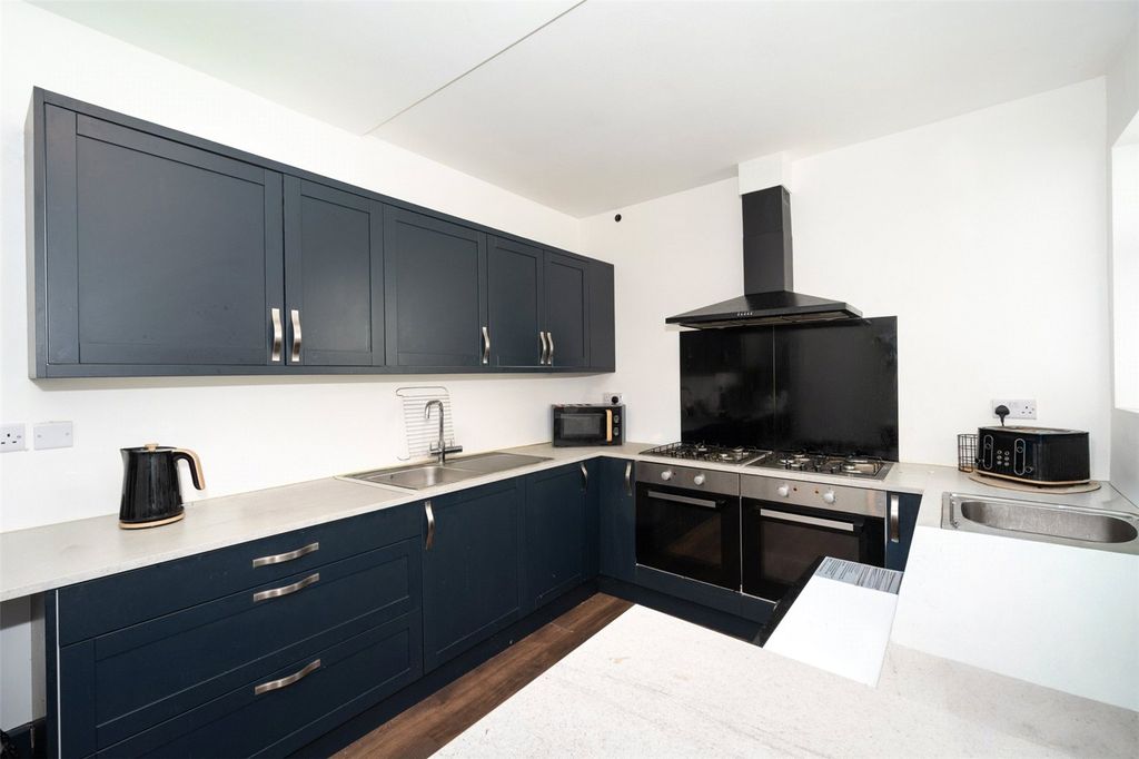 Property photo 2 of 9 Communal Kitchen
