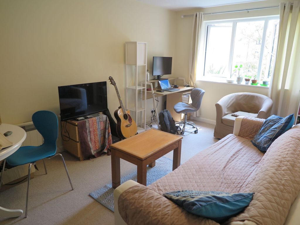 Property photo 2 of 5