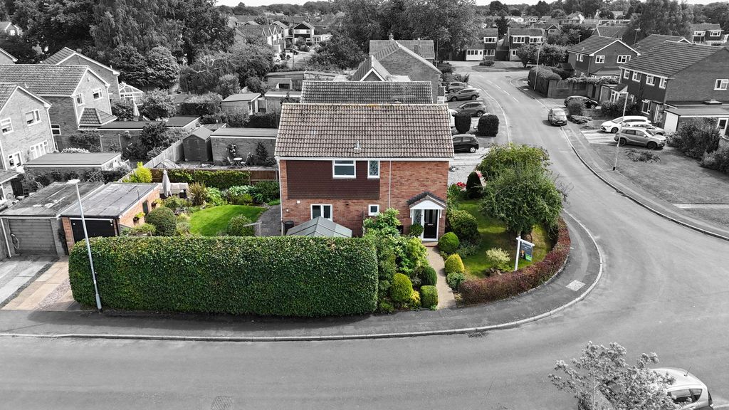 Property photo 3 of 33