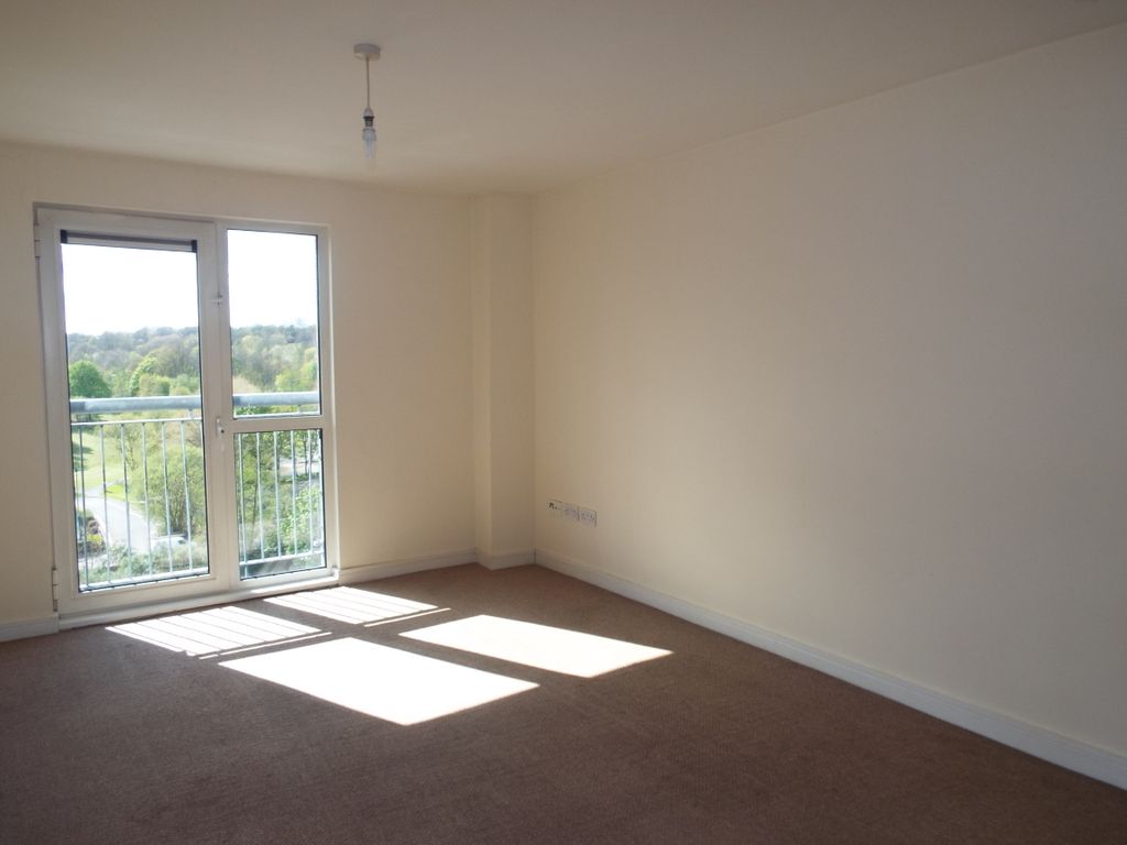 Property photo 2 of 8 Living Room