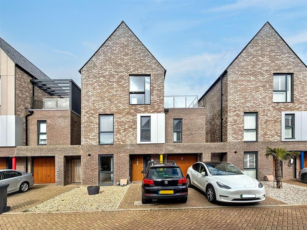 Property photo 1 of 35 Img-20260330-Wa0001.Jpg