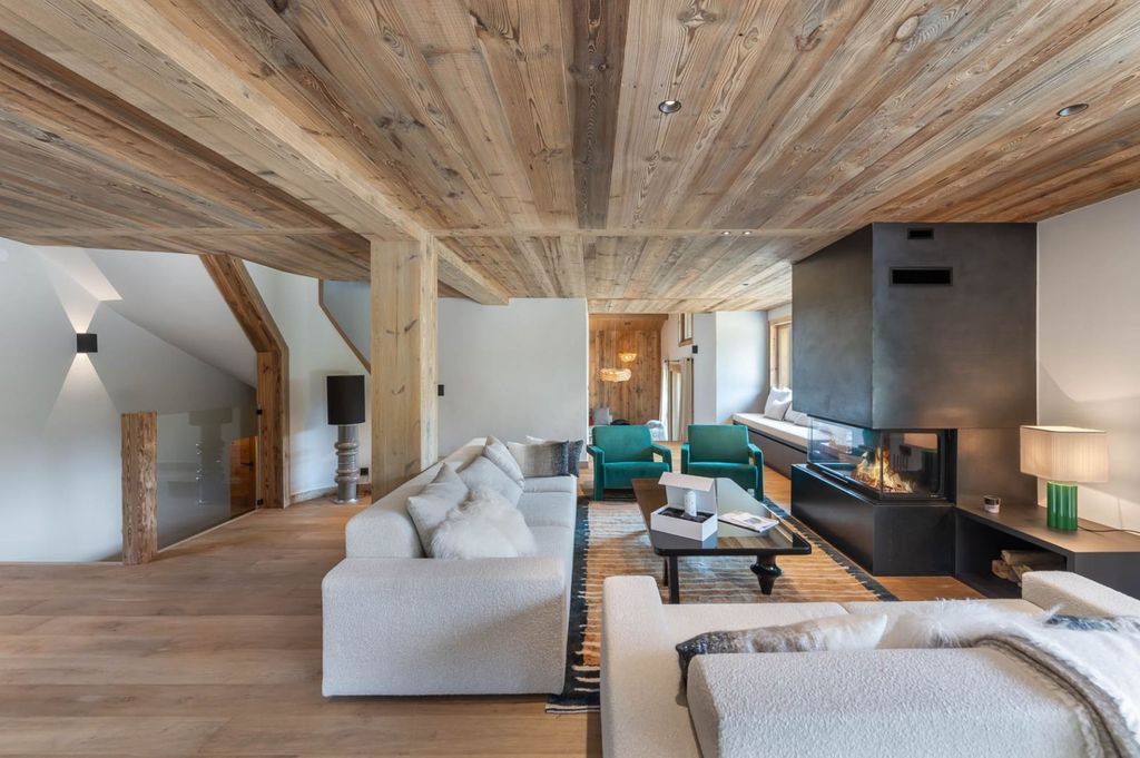 Property photo 2 of 12 Megeve Chalet For Sa