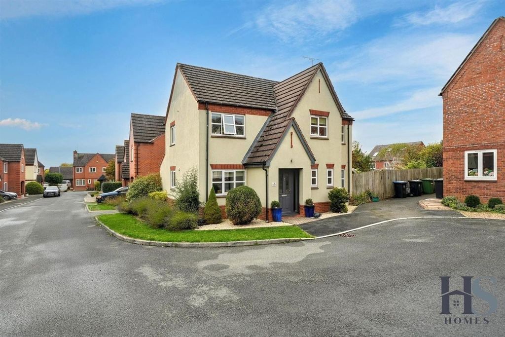 Property photo 1 of 35