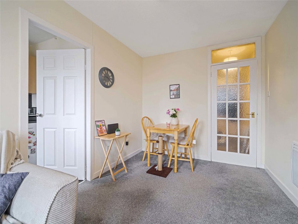 Property photo 3 of 13 Picture No. 09