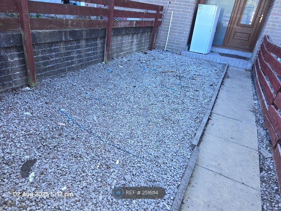 Property photo 2 of 32