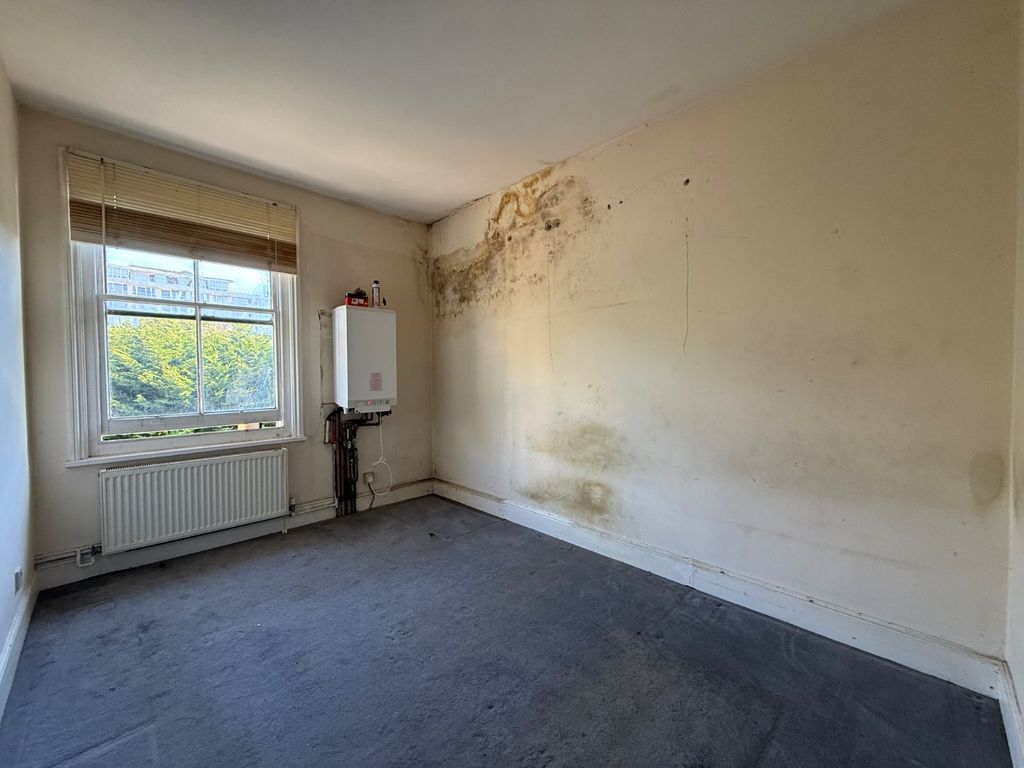 Property photo 2 of 9 Picture No. 08
