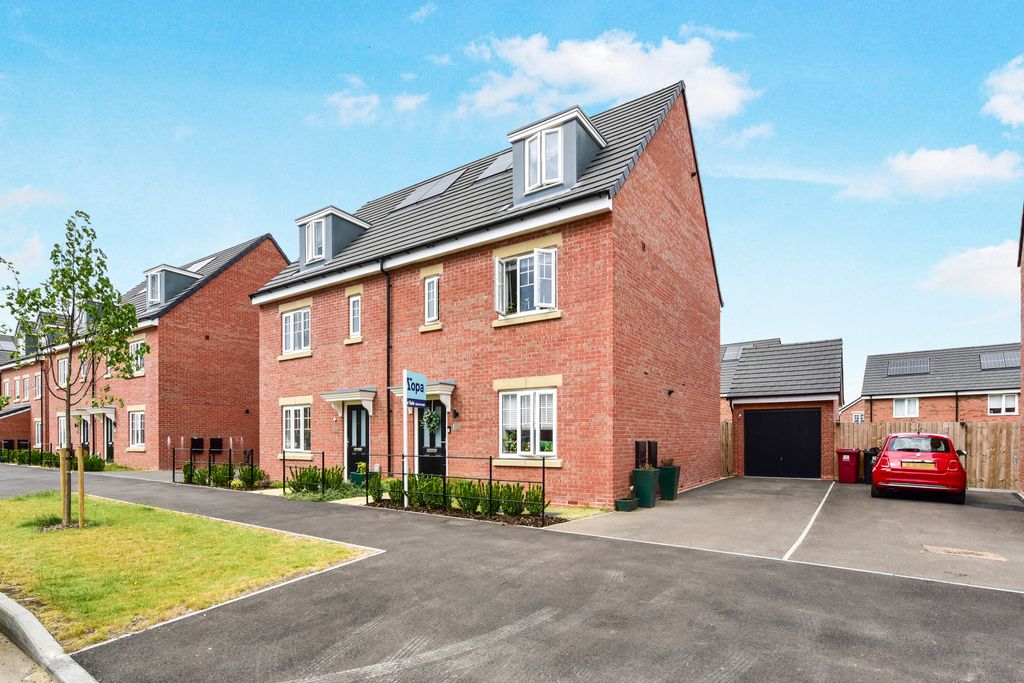 Additional image 20 of 4 bed semi-detached house for saleBennett Way, Chesterfield S44