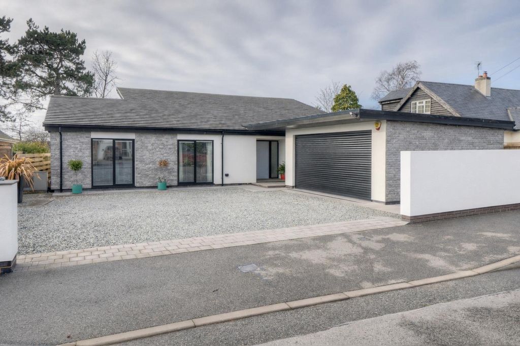 Property photo 1 of 32 7708414c-Ac07-4Cbf-Ac4E-c9c7384E602A.Png