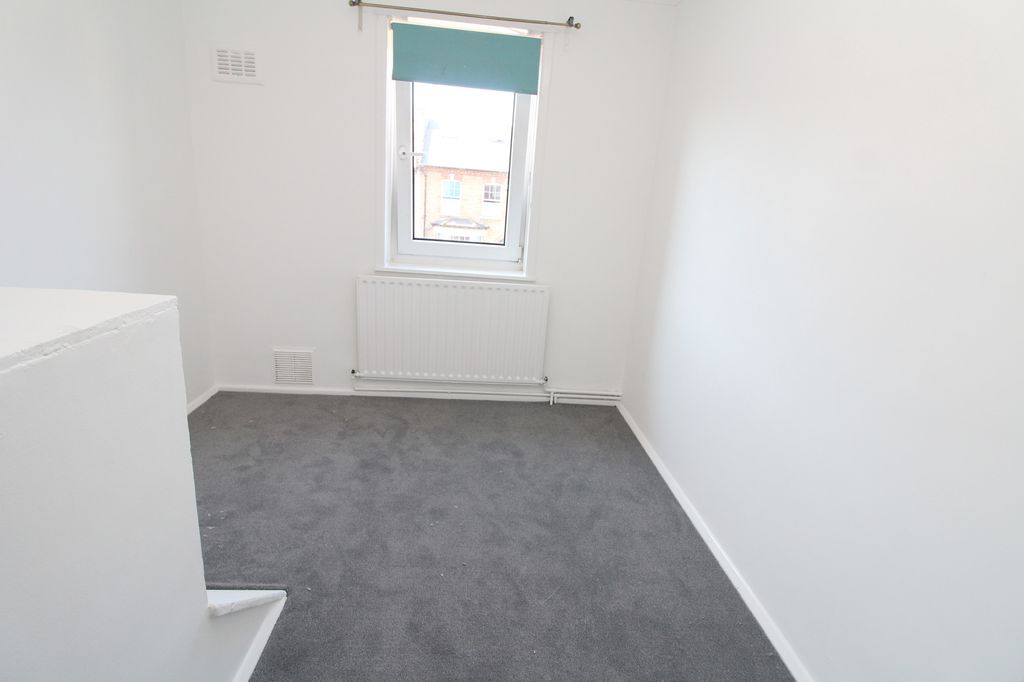 Property photo 3 of 3