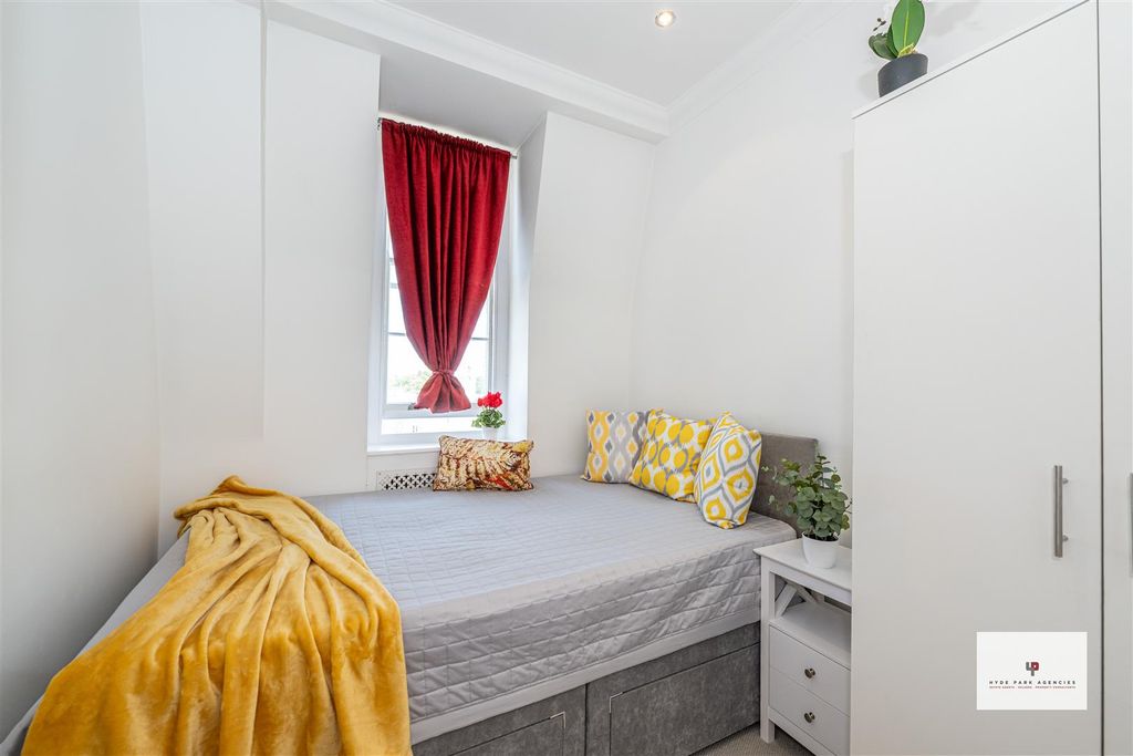 Property photo 1 of 8 Ralph Court 143-001 .Jpg