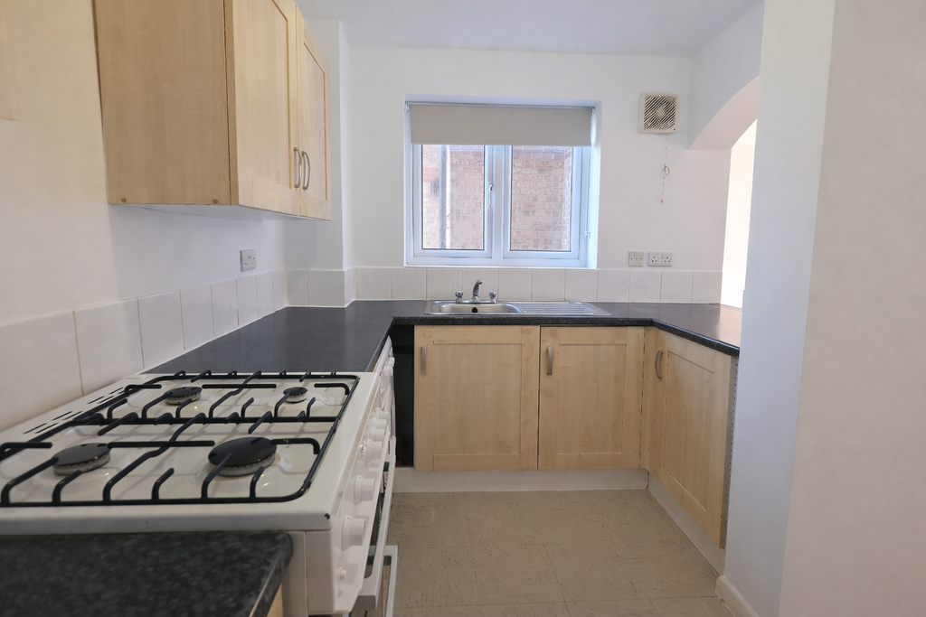 Property photo 3 of 13 Kitchen