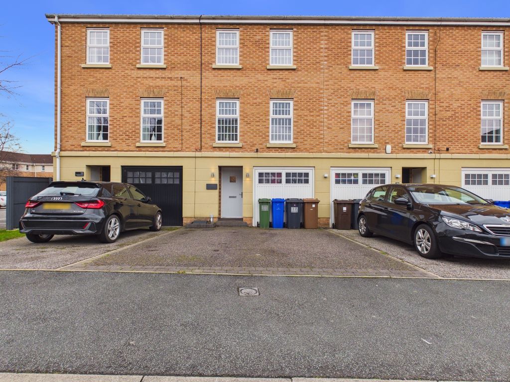 Property photo 1 of 23 Cam03729G0-Pr0253-Still008