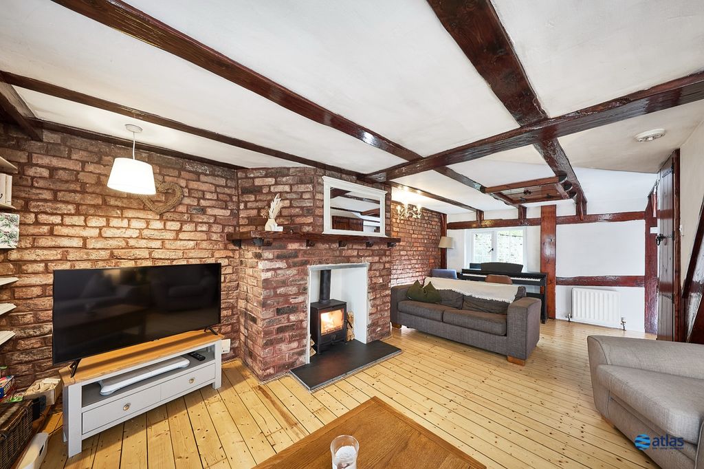 Property photo 2 of 19 Living Room