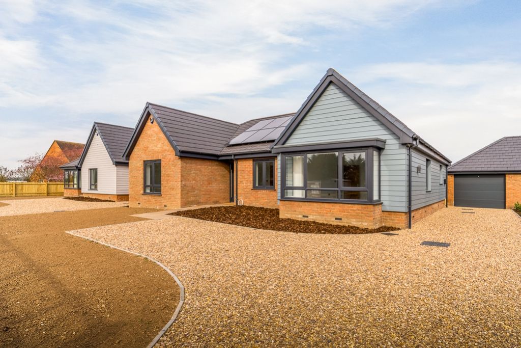 Property photo 1 of 26 Plot 2 Old Main Road (2)