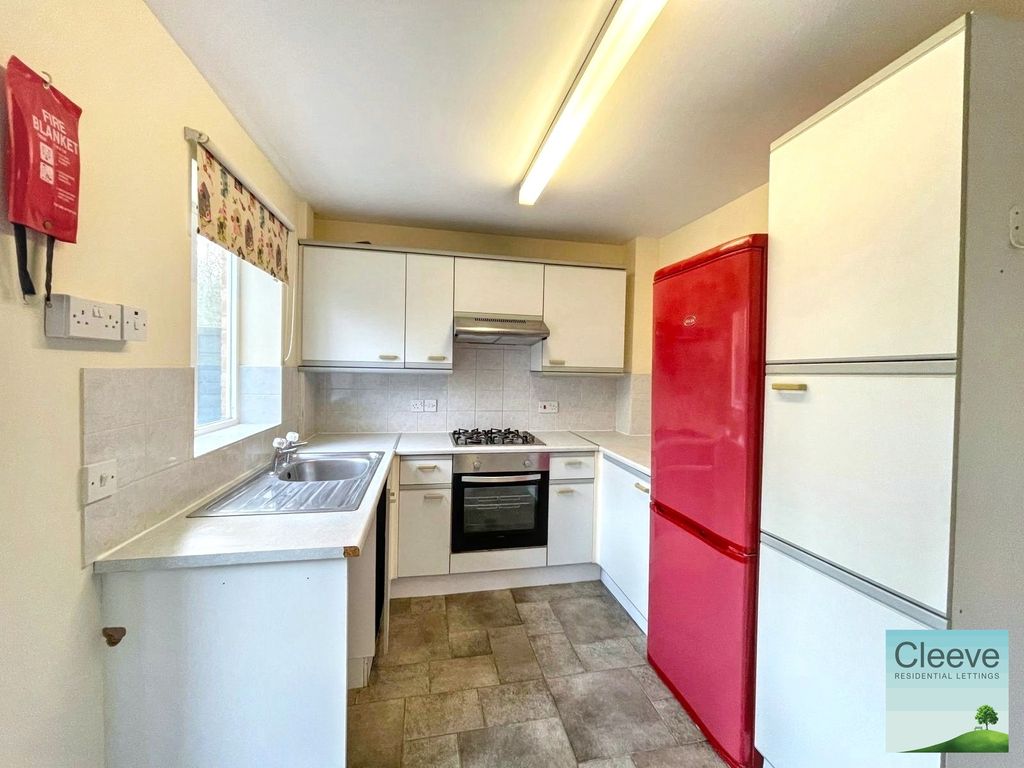 Property photo 2 of 12 6F6922Ec-4c82-45d2-81E2-c1d812Ace40E