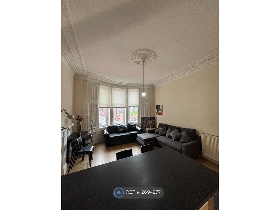 Property photo 1 of 9 Lounge