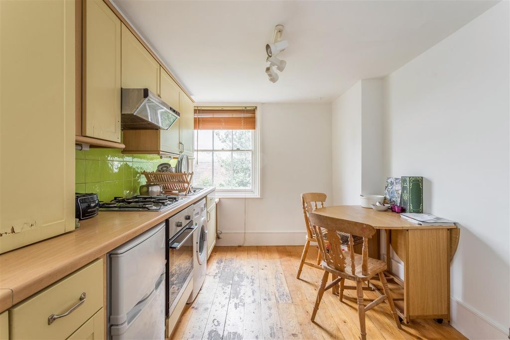 Property photo 3 of 16 58 Dyke Road-3.Jpg