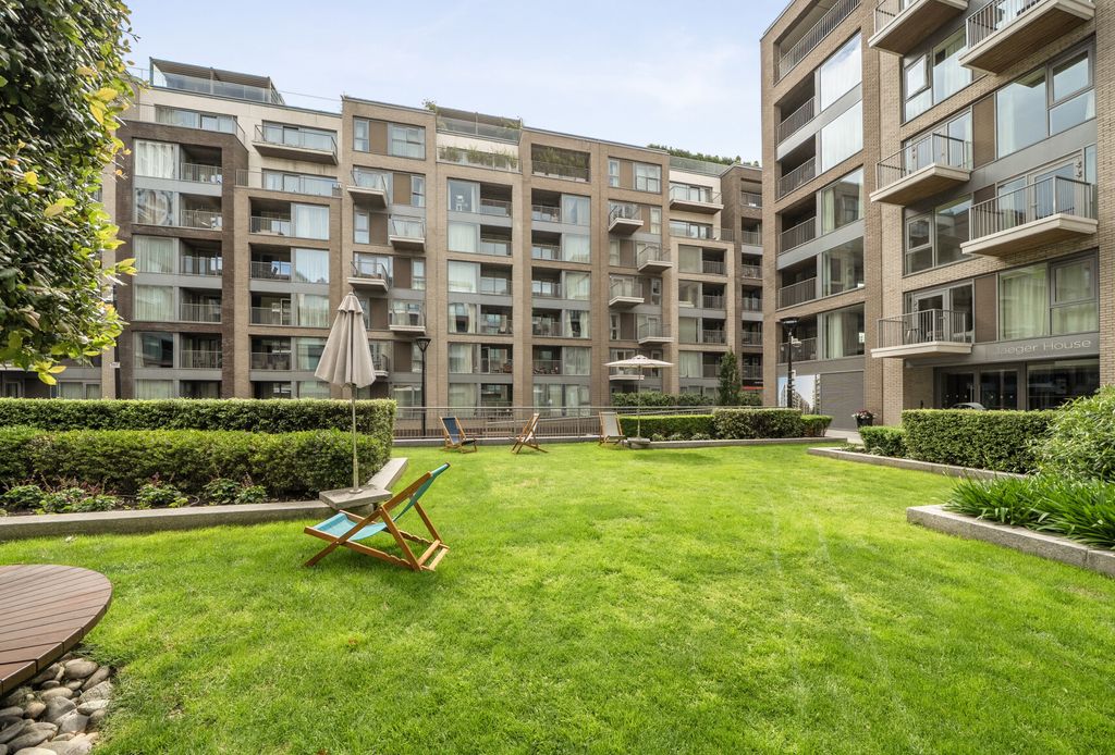 Property photo 1 of 10 1472466-20-6A2159...