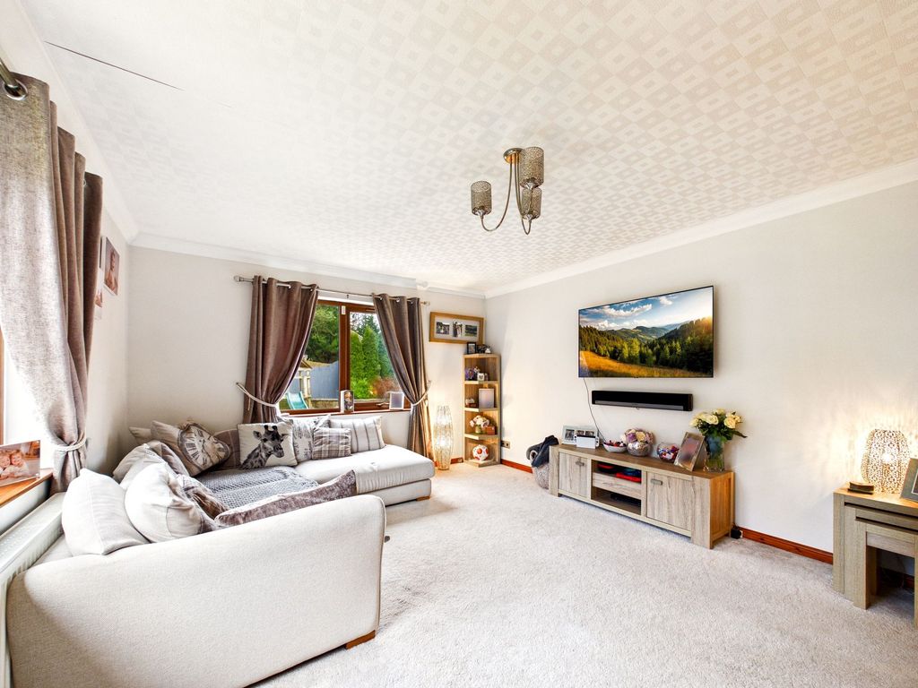 Property photo 3 of 51