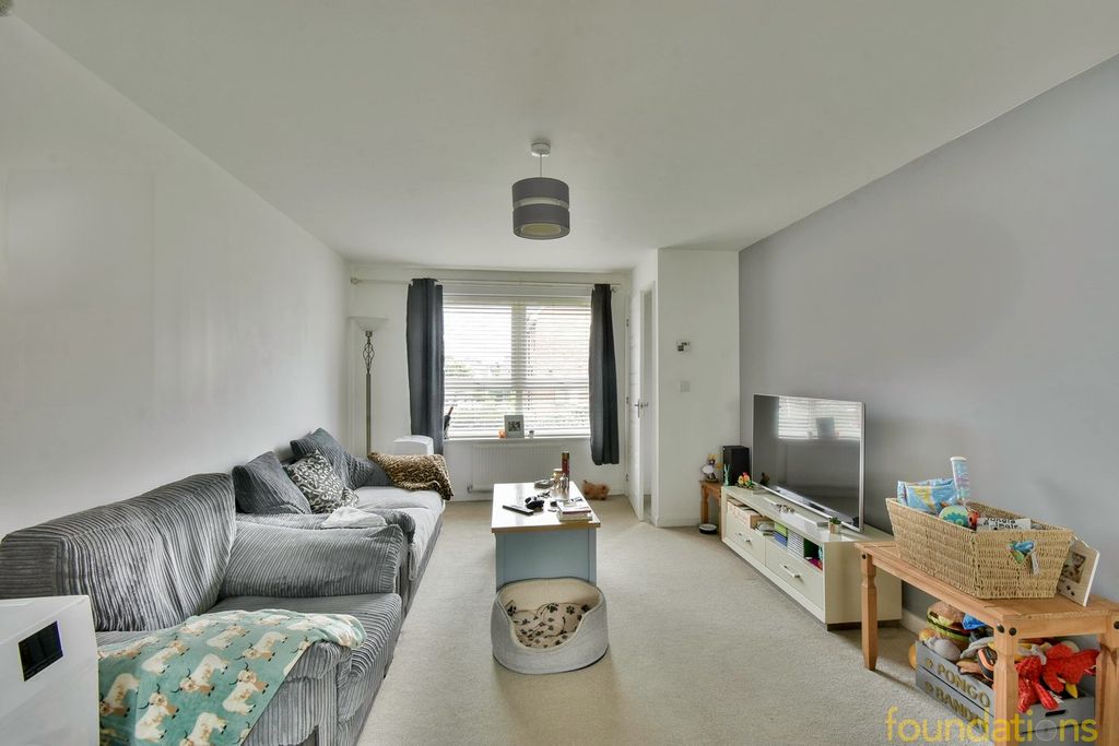Property photo 3 of 13
