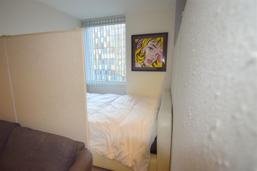 Property photo 3 of 6 Dsc_0899_Soft 2.Jpg