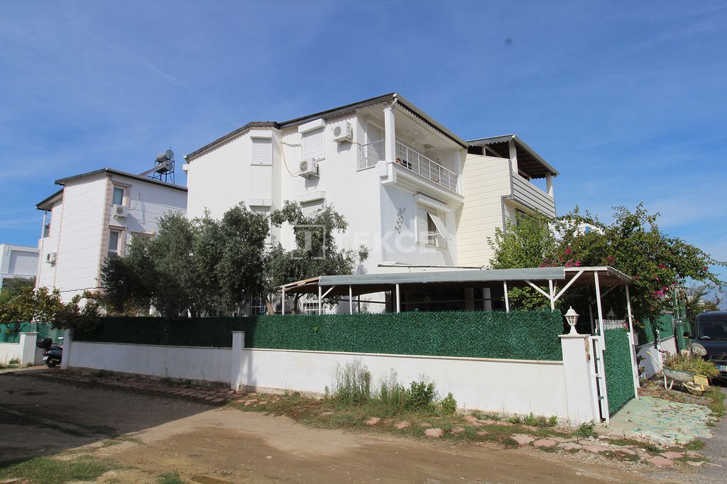 Property photo 1 of 41