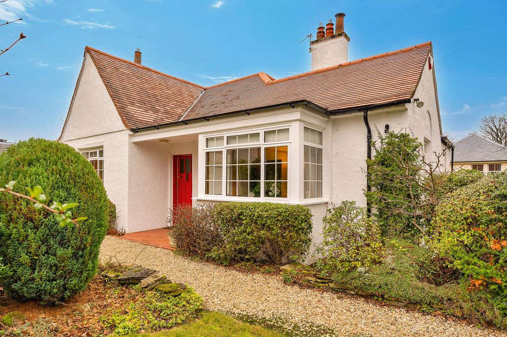 Property photo 2 of 26