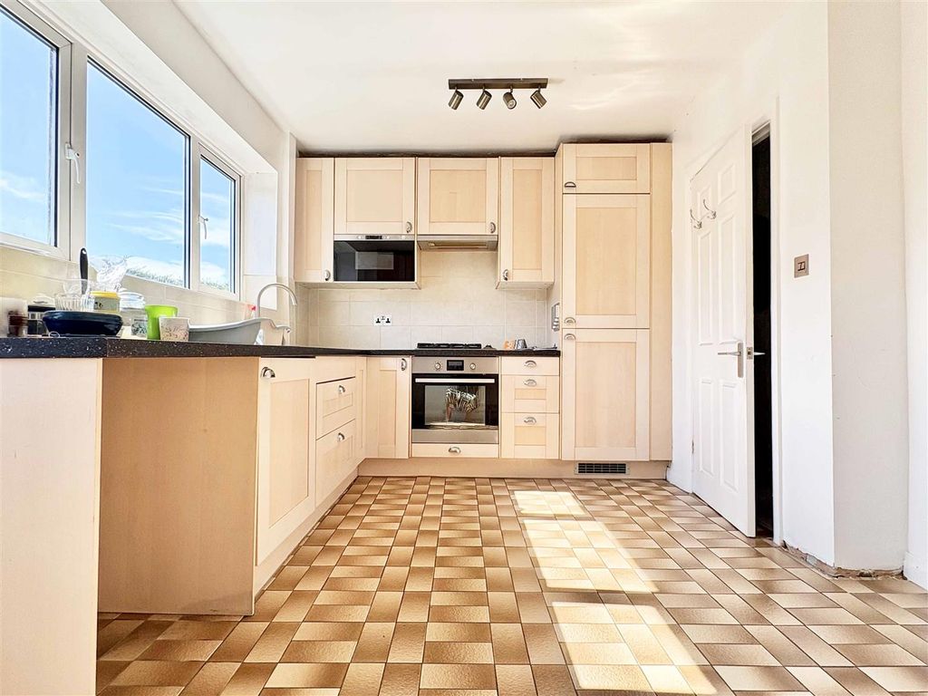 Property photo 2 of 11 K3.Jpg